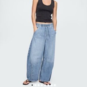GAP Light Blue Wide-Leg- barrel Jeans